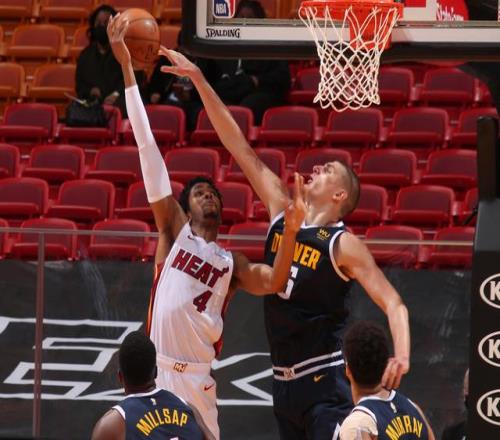 NBA前瞻：马刺VS掘金，西部名列前四的掘金更值得高看