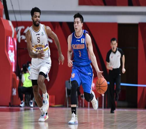 北控vs四川CBA赛果：王少杰两双，北控4分险胜四川
