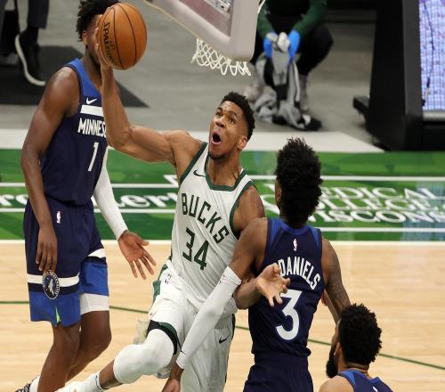 NBA前瞻分析：雄鹿VS鹈鹕，势头旺盛的雄鹿剑指4连胜没难度