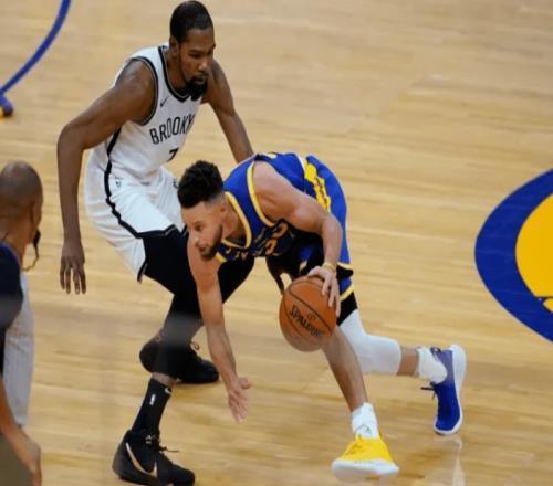 NBA直播：金州勇士vs迈阿密热火，勇士主场取胜希望大