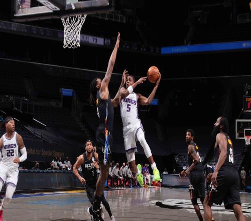 NBA直播：尼克斯VS国王，攻防平庸的国王9连败实在插翅难逃
