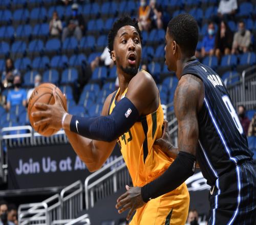 NBA推荐：鹈鹕VS爵士，西部榜首爵士作客挑战鹈鹕剑指两连胜