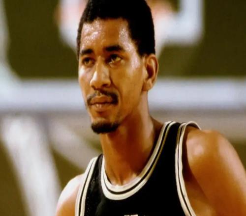 NBA总决赛10名最伟大球员