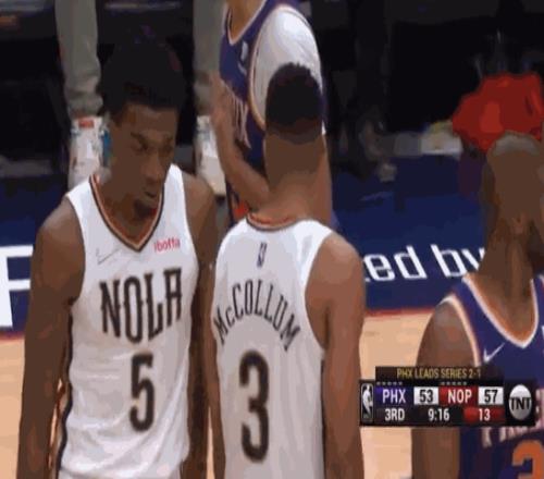 NBA直播：鹈鹕G4击败太阳 大比分2-2扳平 莺歌砍下30分5助