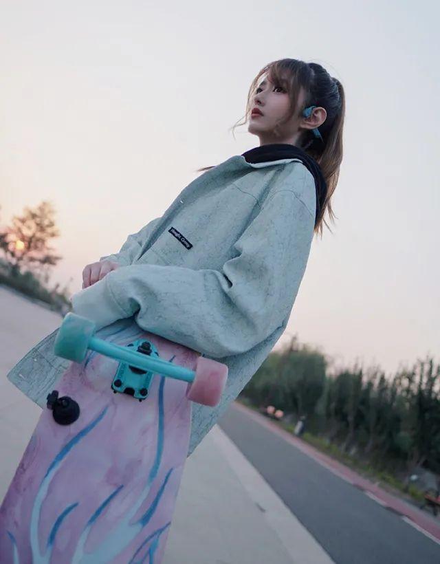 篮球美女主播小七不见了，传言四起！小七：没结婚没怀孕没被裁