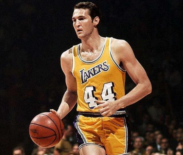 传奇的人物！美媒评选NBA实力最强的十大控卫：库里仅排第四名