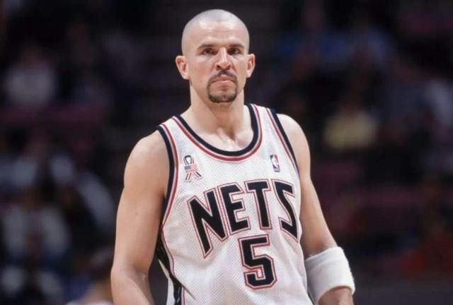 传奇的人物！美媒评选NBA实力最强的十大控卫：库里仅排第四名