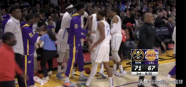 正在直播NBA:掘金VS湖人