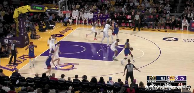 正在直播NBA:掘金VS湖人