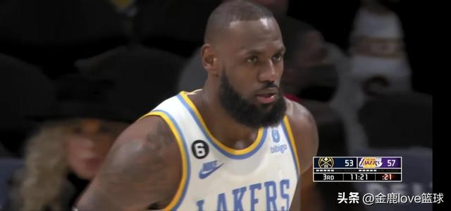 正在直播NBA:掘金VS湖人