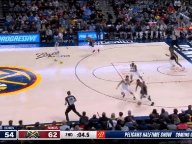 盘点NBA那些不可思议的进球，有的靠运气，有的靠实力，有的靠脸