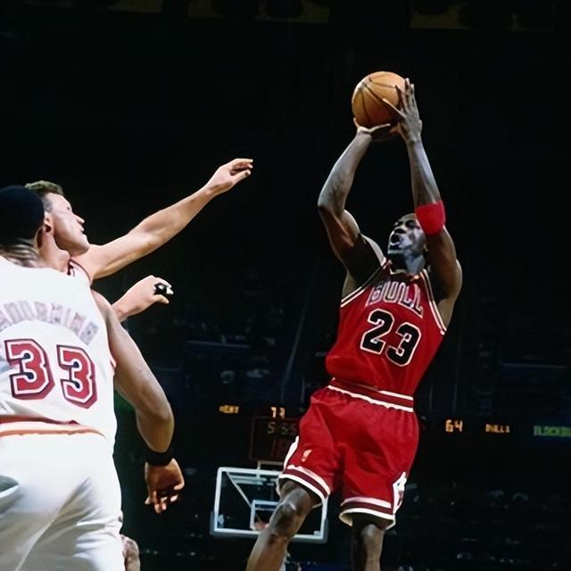 NBA投篮姿势分4个等级：库里A级，安东尼S级，那SSS有多美？