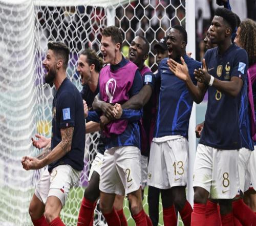 世界杯冠军加星FIFA的传统