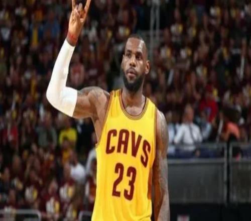 NBA记录：詹姆斯达成38000分刷爆历史第一纪录
