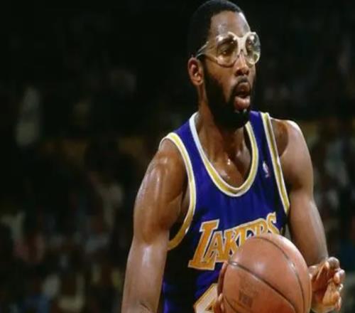 NBA 10 位最年长的MVP