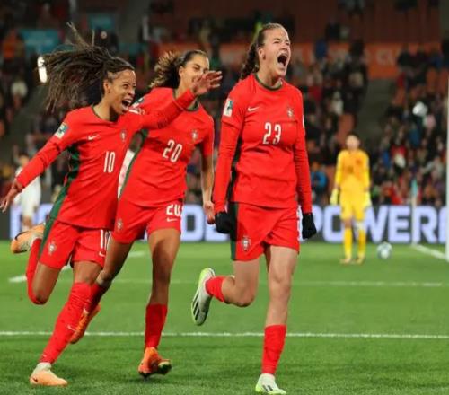 葡萄牙女足2-0越南女足
