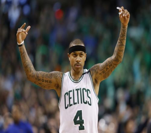 小托马斯：若威少不场均三双17年我是MVP 我队友和01年AI的一样