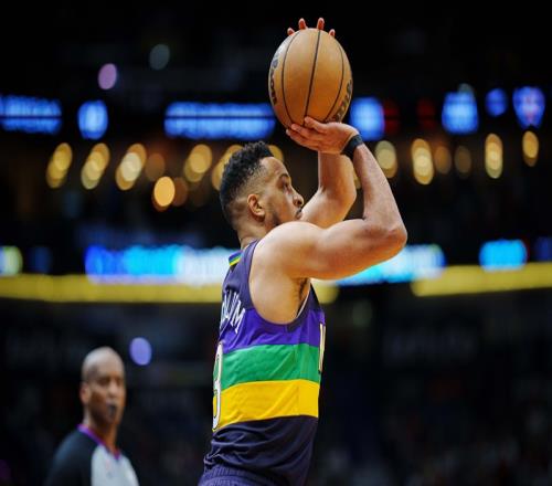 CJ：球队在最后时刻打得有点草率 我们本应该赢15分左右