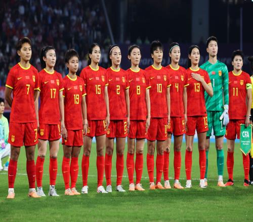 记者：中国女足未来会请外教，但终会有高水平外教也带不动的这天