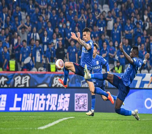 申花本赛季12轮只有4粒失球，单赛季中超同一阶段失球并列最少