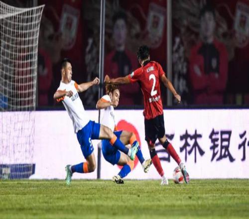 长春亚泰2-2山东泰山