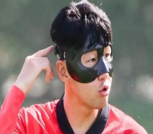 乌拉圭0-0韩国，世界杯战报，太极虎和乌拉圭握手言和