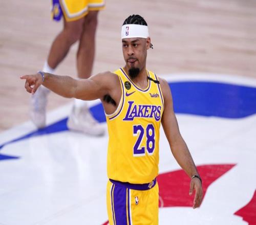 NBA总冠军后卫库克已经与广厦队会合 球队近期会为他注册