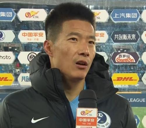 吕鹏:主场没能拿下肯定不甘心,平局也算可以接受的结果
