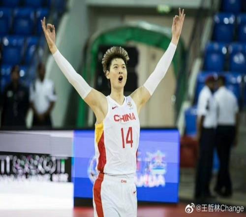 王哲林：招之即来 来之能战 大家都克服了种种困难一心为球队出力