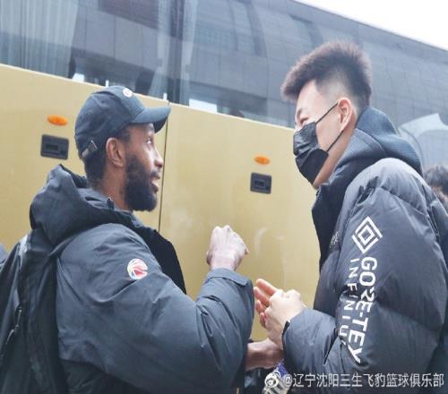 辽宁队今天已经出发前往杭州 抵达后将和广厦队进行热身赛