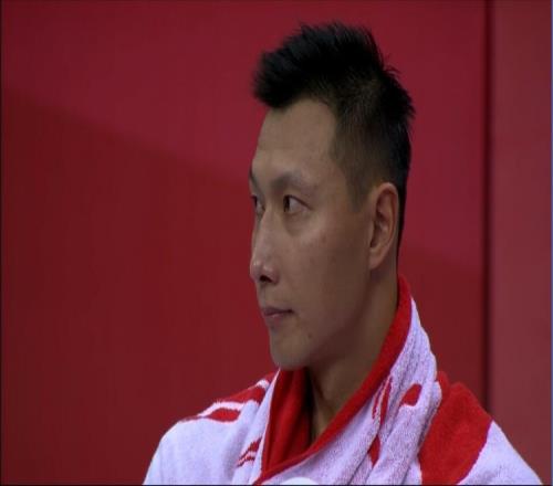 中流砥柱!易建联7中4拿到11分8篮板&正负值全场最高+21