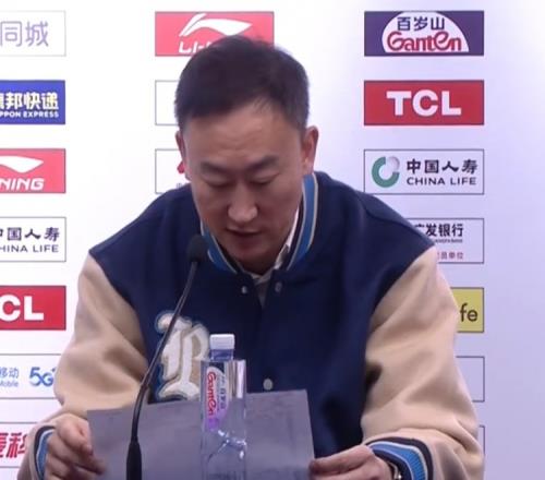 刘维伟:大家已经尽力了 今天命中率低和进攻点不明确