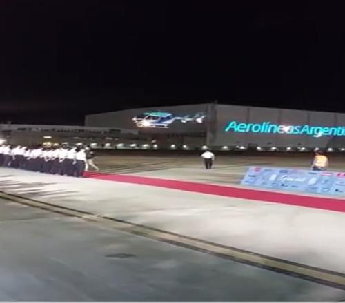 视察！布宜诺斯艾利斯安全部长来了，阿根廷队半小时降落