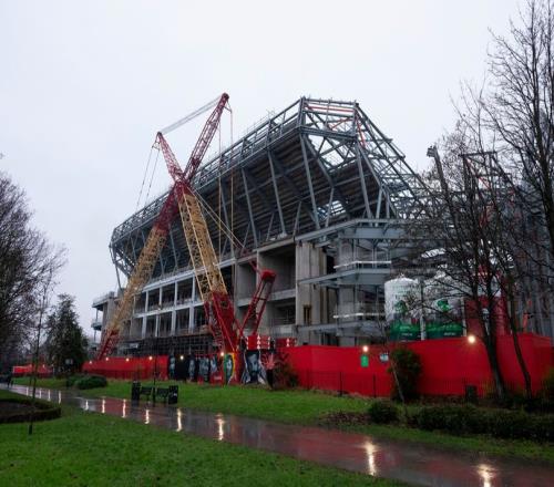 回声报：利物浦看台扩建工作将在下个赛季开始之前完成