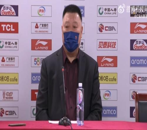 杨学增谈输球:问题出现在我们自身 我们打得不够平静&不够耐心