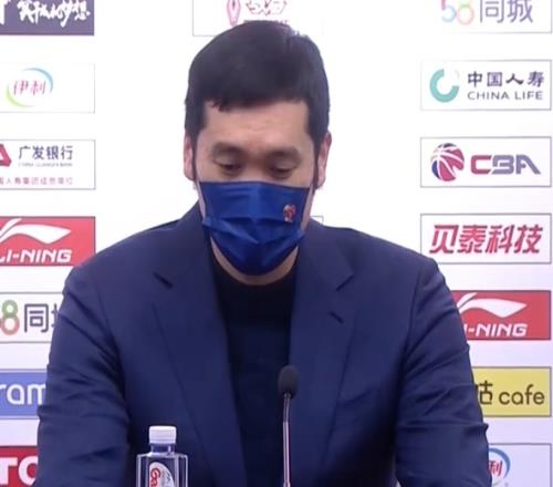 58分大败!李可:我们打了一场糟糕的比赛 球队需要有人站出来