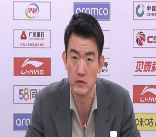 王博:本场赛前就要求大家每球必争 希望后续能延续赢球方式