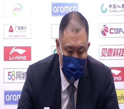 王晗:虽然输了比赛 但大家从头拼到尾&打出了精神面貌