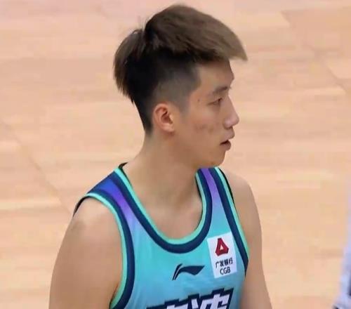 连场爆发!宁波小将赵俊峰5记三分拿下18分&正负值+16