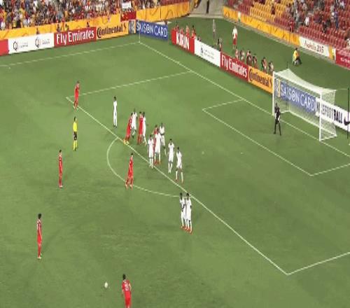 八年前的今天，国足亚洲杯小组赛首轮1-0力克沙特