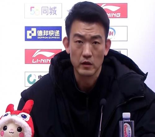 王博:陈盈骏确实个人能力比较出色 今天赢球就赢在防守上