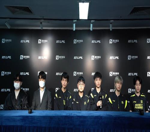 NIP赛后群访Zhuo:重回赛场 就尽情地开心游戏就好了