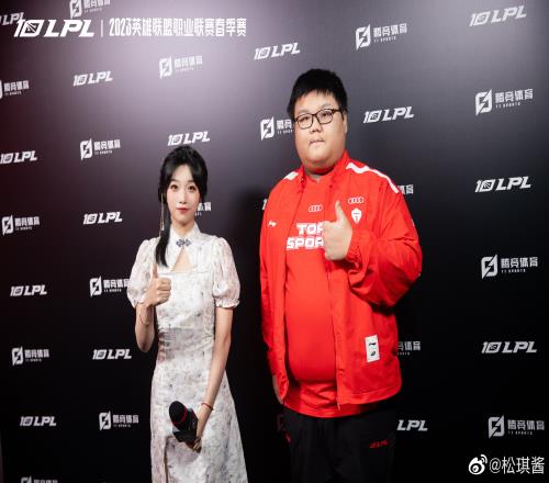 主持松琪晒照:在虹桥的一些碎片