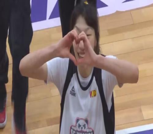 高效两双助队夺冠!韩旭11中8拿下20分13篮板4抢断