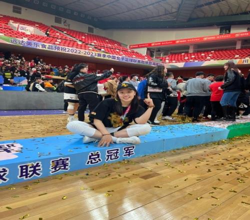 贾赛琪:很庆幸在这条道路上没有遗憾 我们是冠军