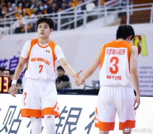 杨力维:过程大于结果 所有经历都是收获 下赛季继续战