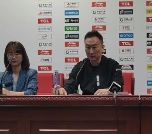 刘维伟:所有队员都是不甘心的 我们一直都在想办法进季后赛