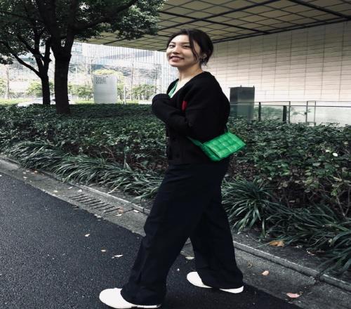 中国女篮球员张茹晒近照: