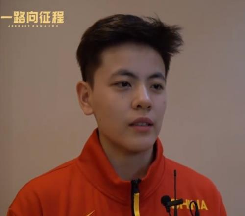 杨舒予:新队员较多 可能需要时间去磨合 整体打法会跟之前不一样