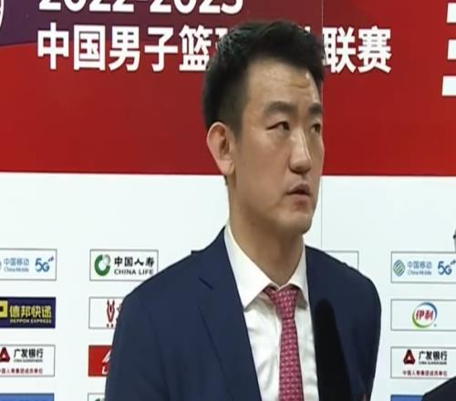 王博:山西在自己主场拼劲十足 中场休息时主要是鼓舞士气